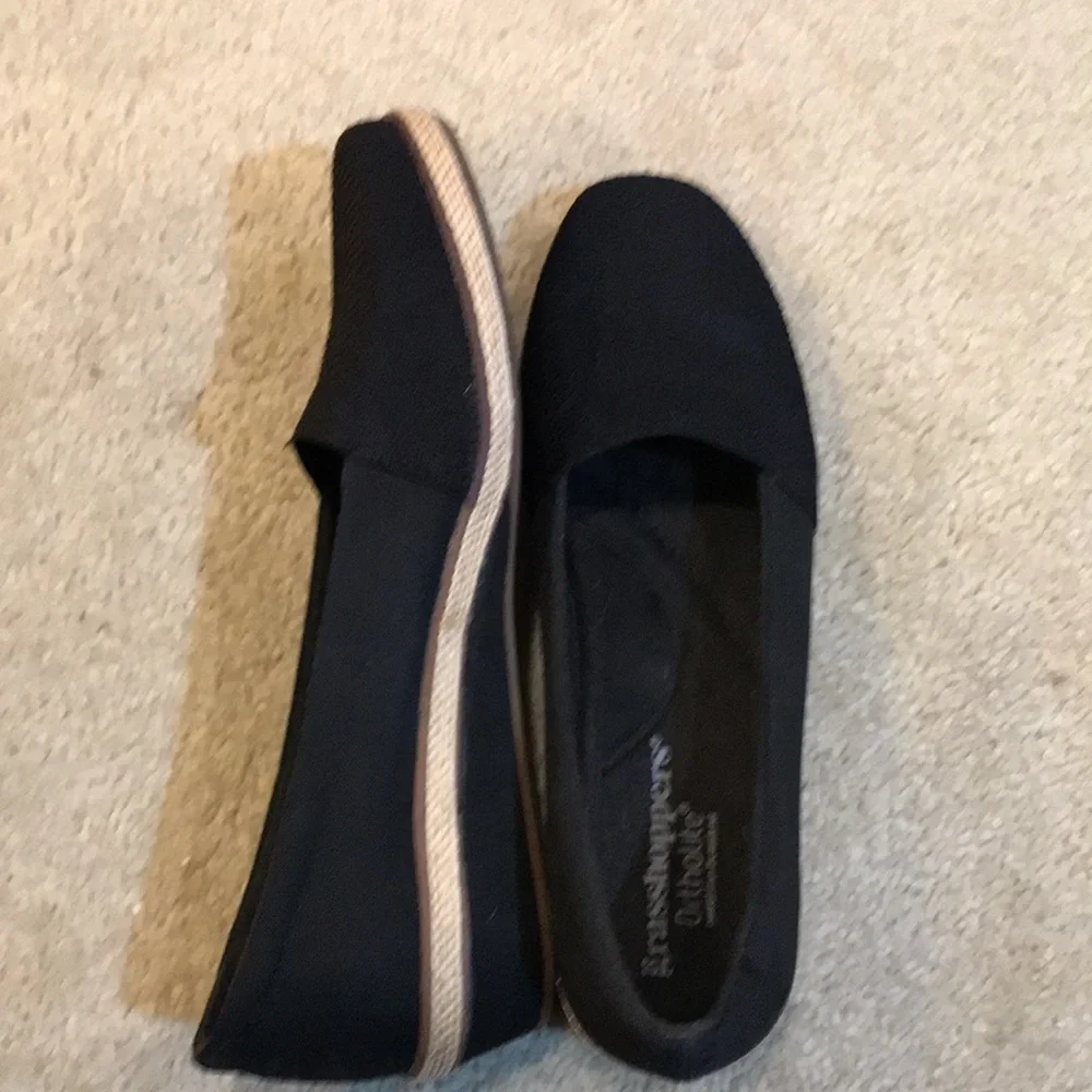 Grasshoppers Ortholite Wedge Walking Shoes with Memory Foam-Size 9.5W